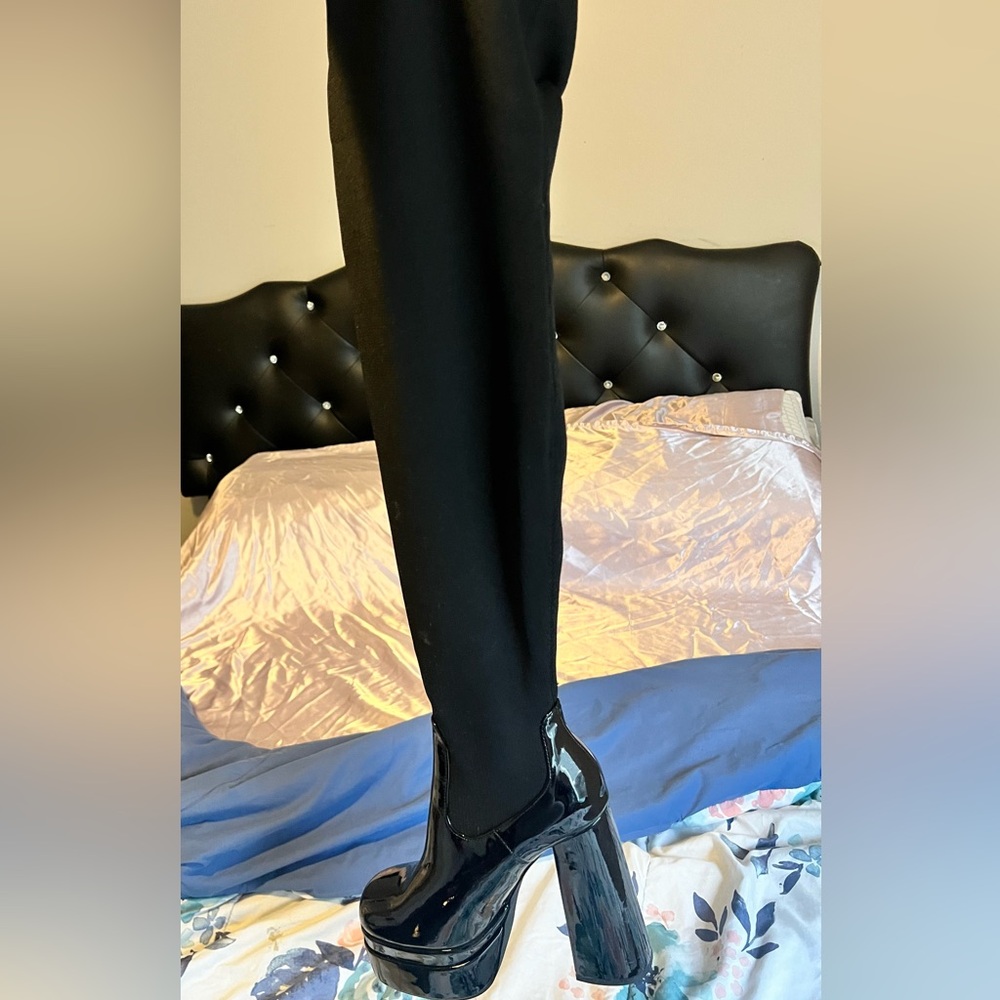 Over thigh black boots